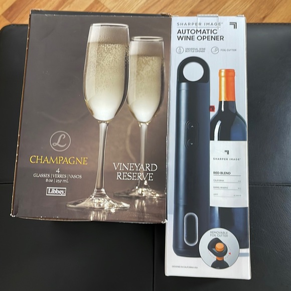 Set of champagne glasses and wine opener, NWT - Picture 1 of 3